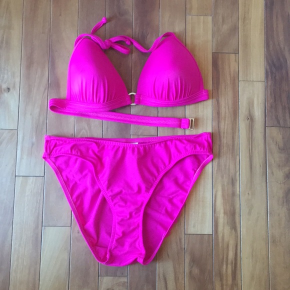 VENUS Other - Venus hot pink bikini.
